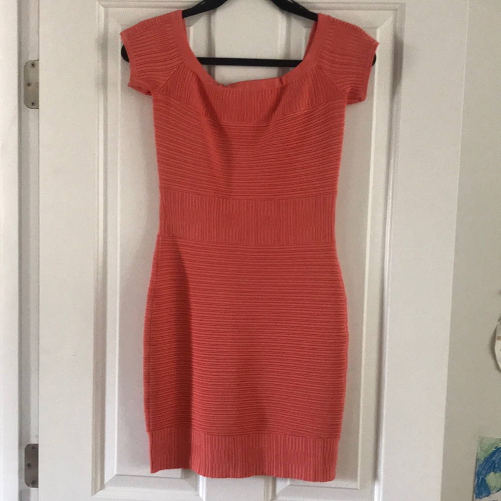 Marciano for Guess. Coral bandage bodycon.